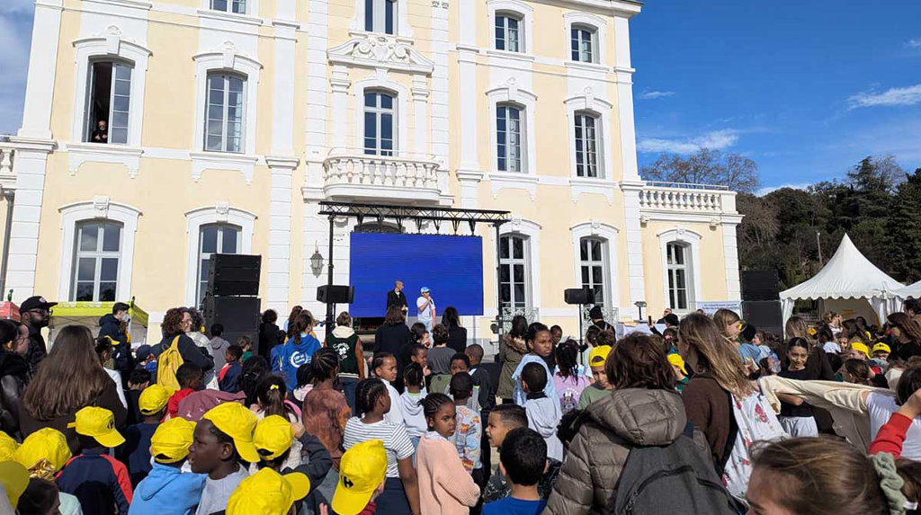 Clôture au Château Sourires à Marseille - Pièces Jaunes 2026